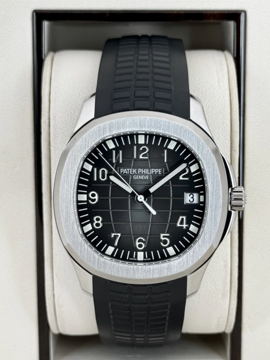 2018 Patek Philippe Aquanaut 40.8mm 5167A-001 Stainless Steel Gray Dial