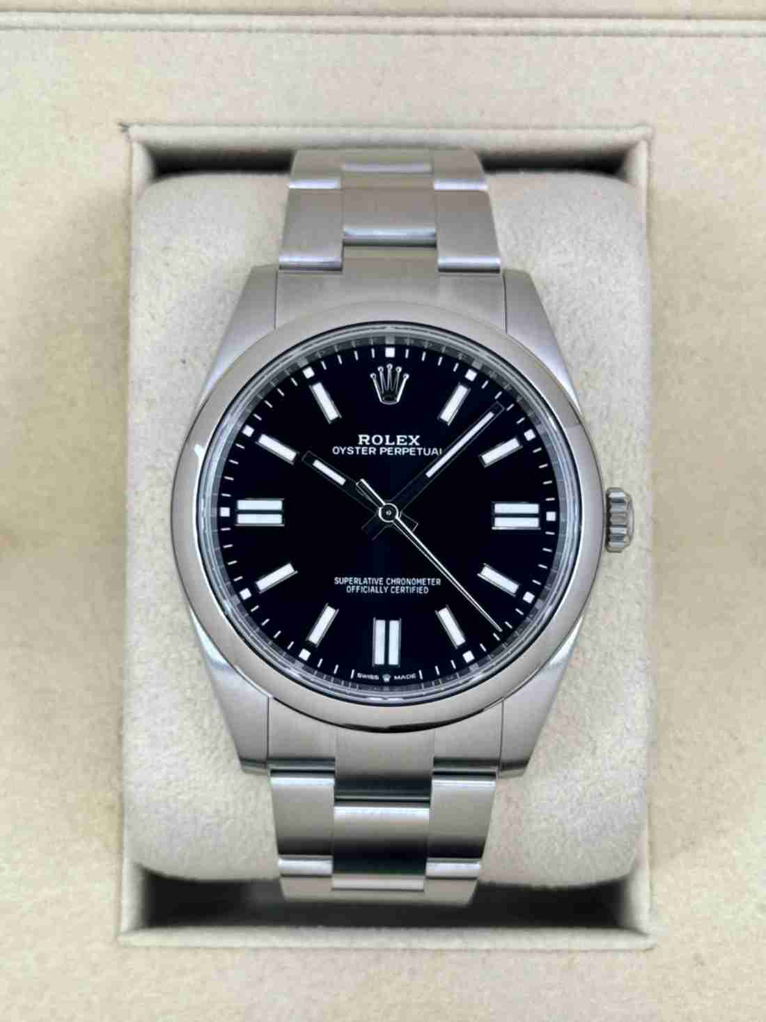 NEW 2025 Rolex Oyster Perpetual 41mm 124300 Black Dial