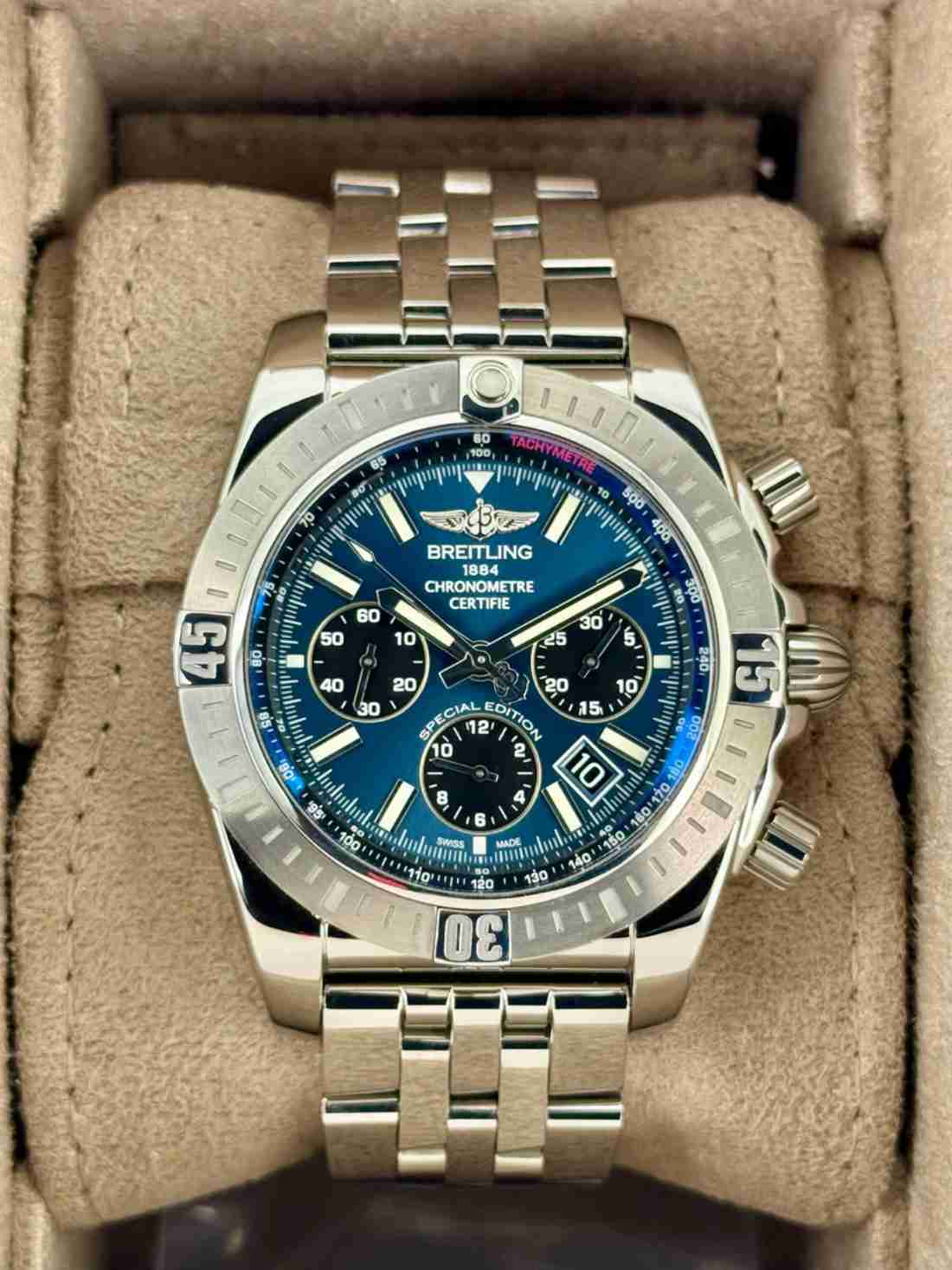 2022 Breitling Chronomat B01 44mm AB0115 Stainless Steel Blue Dial
