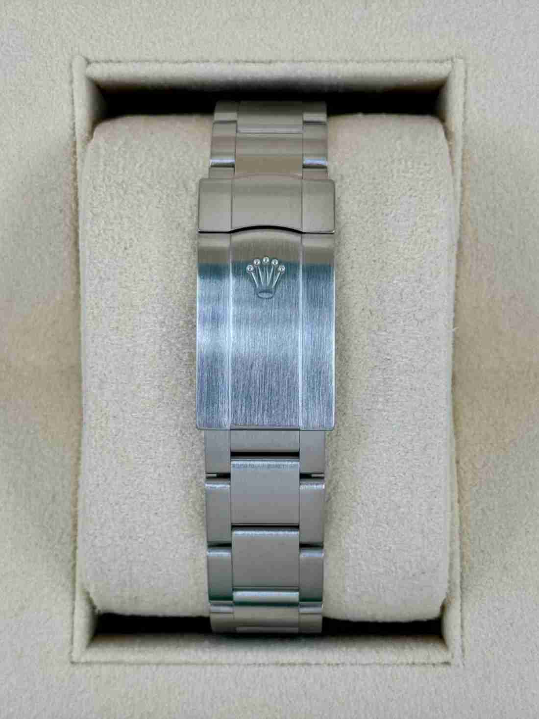 2023 Rolex Oyster Perpetual 36mm 126000 Black Dial - Image 2