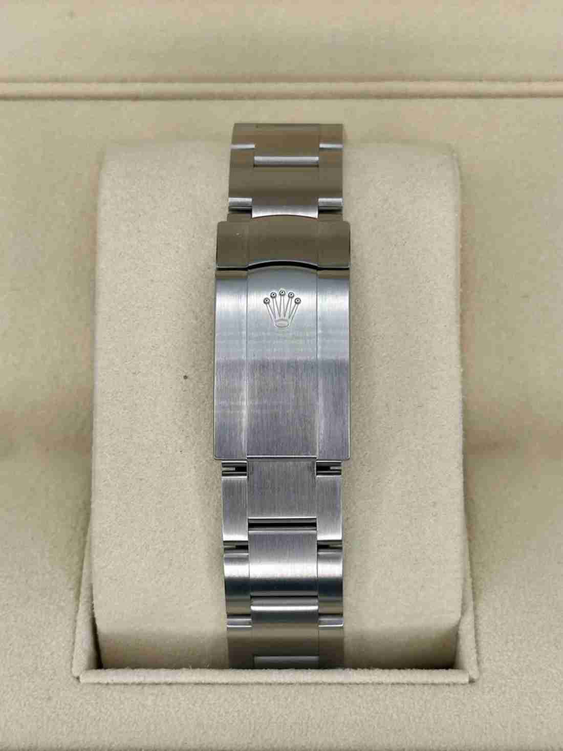 NEW 2025 Rolex Oyster Perpetual 41mm 124300 Blue Dial - Image 2