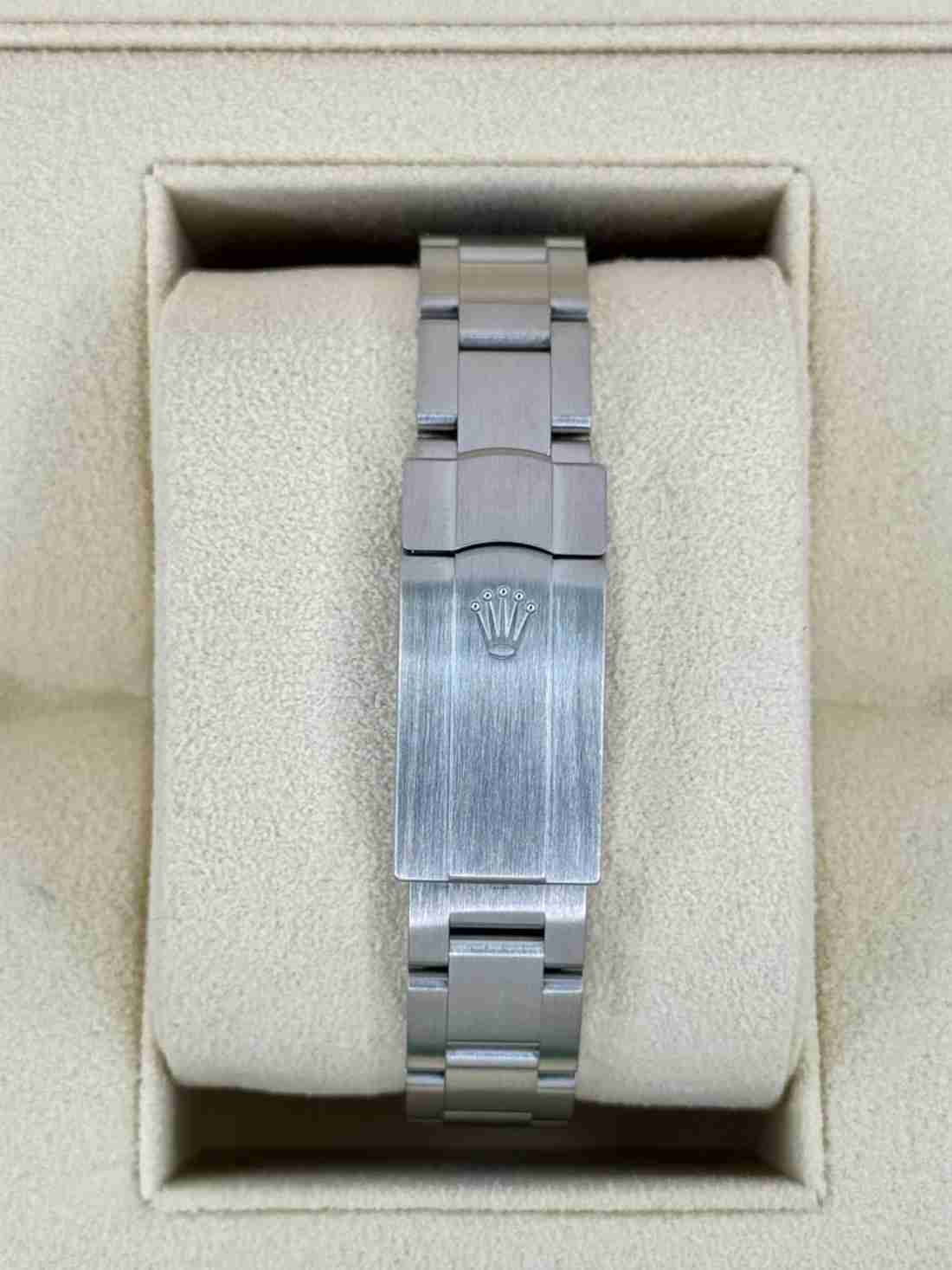 2023 Rolex Oyster Perpetual 31mm 277200 Turquoise Tiffany Blue Dial - Image 2