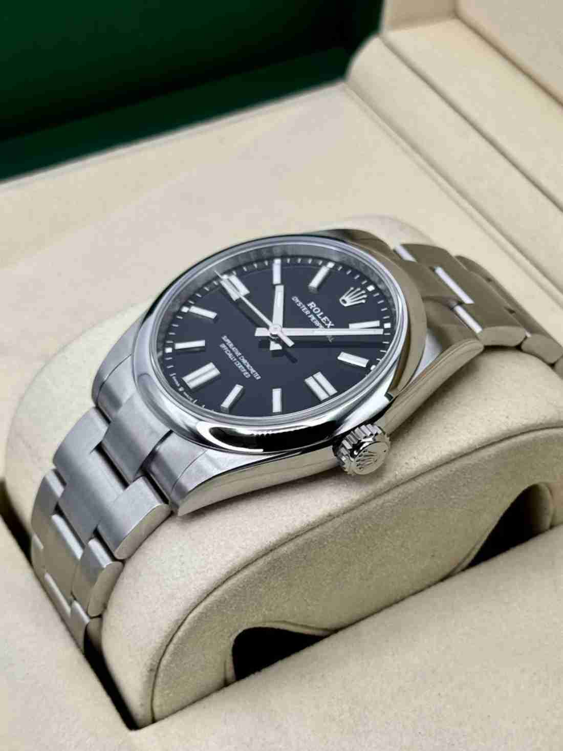 NEW 2025 Rolex Oyster Perpetual 41mm 134300 Black Dial - Image 3