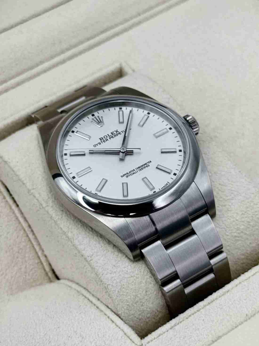 2019 Rolex Oyster Perpetual 39mm 114300 Stainless Steel White Dial - Image 4