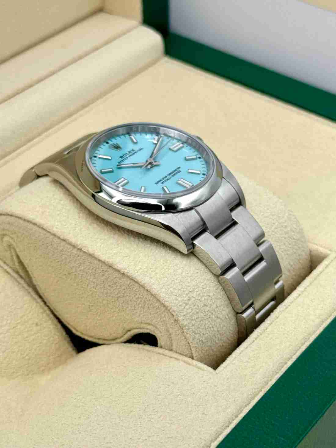 2023 Rolex Oyster Perpetual 36mm 126000 Tiffany Blue Dial - Image 5