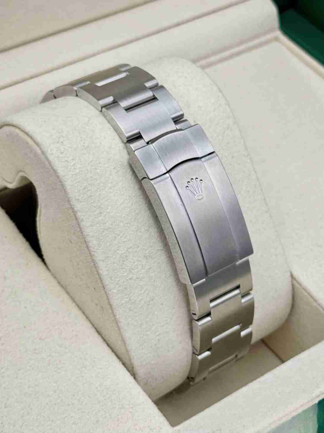 2026 Rolex Oyster Perpetual 41mm 134300 Lavender Dial - Image 2