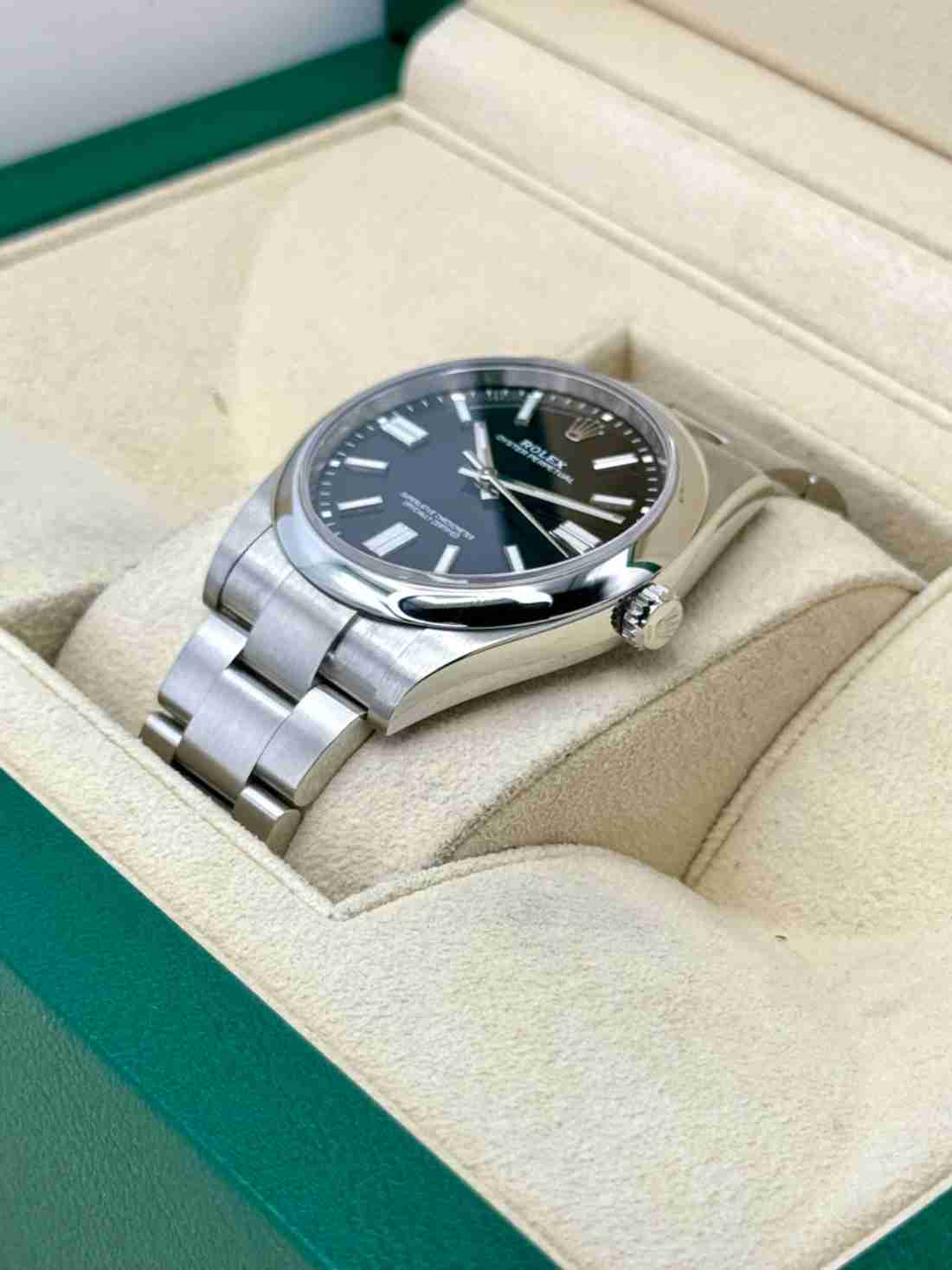 2023 Rolex Oyster Perpetual 41mm 124300 Black Dial - Image 3