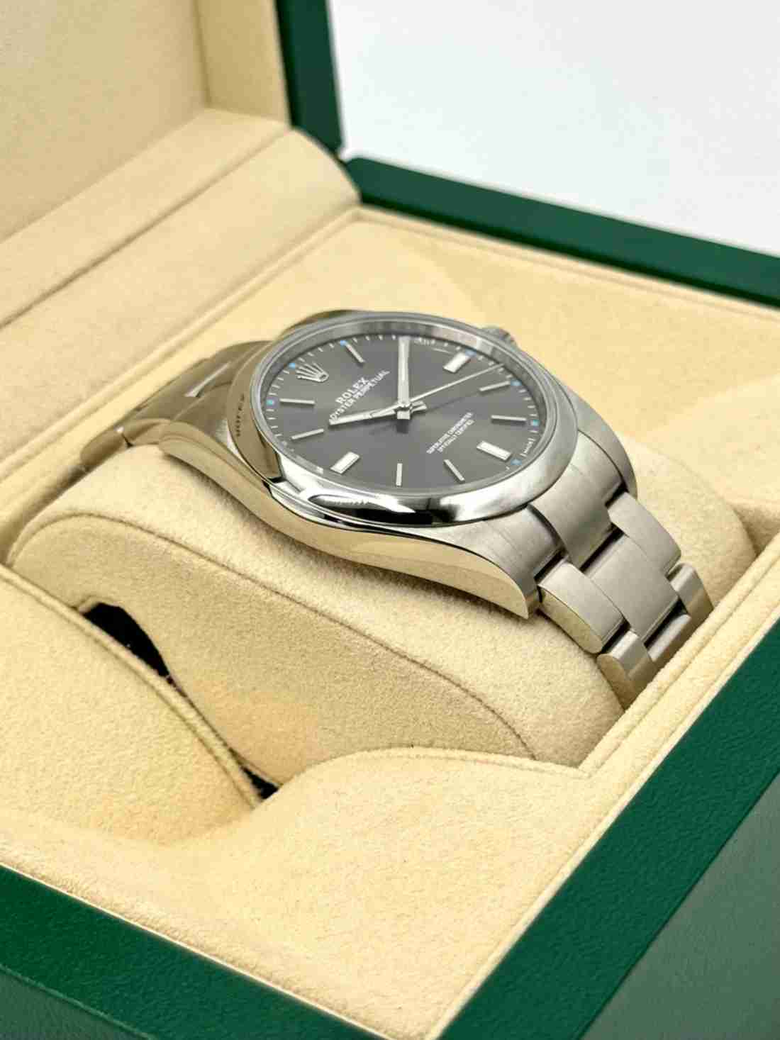 2017 Rolex Oyster Perpetual 39mm 114300 Rhodium Dial - Image 4