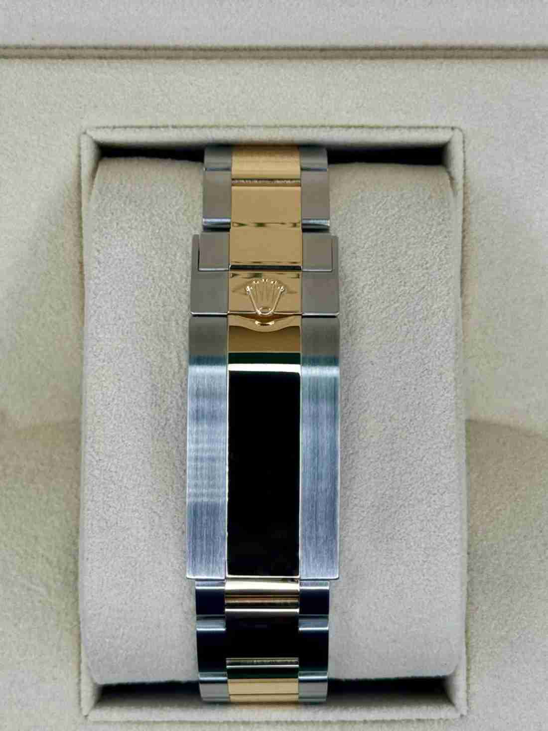 2022 Rolex Sea-Dweller 43mm 126603 Two-Tone Black Dial - Image 2