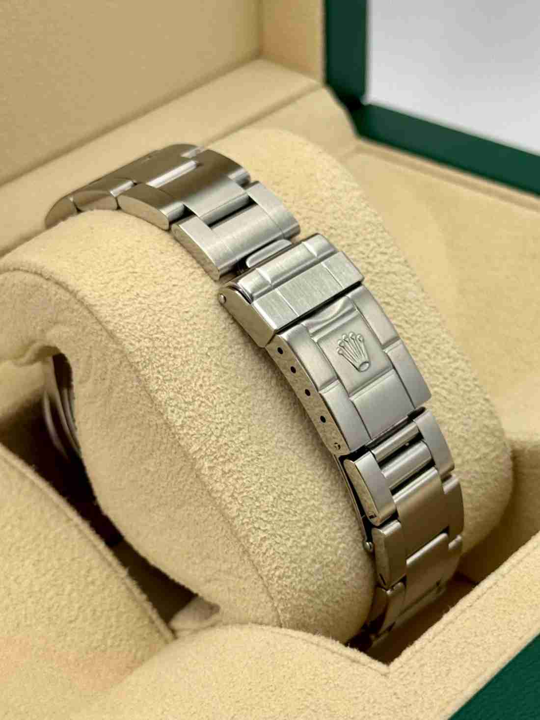 2006 Rolex Explorer II 40mm 16570 Stainless Steel Polar White Dial - Image 2