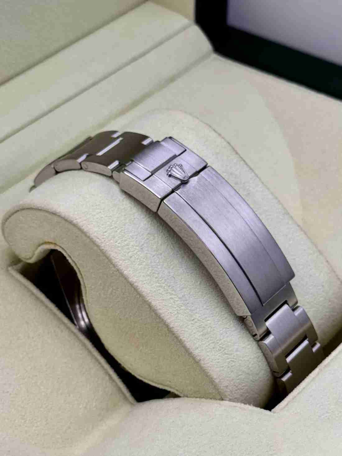 2009 Rolex Deepsea 44mm 116660 Stainless Steel Black Dial - Image 2