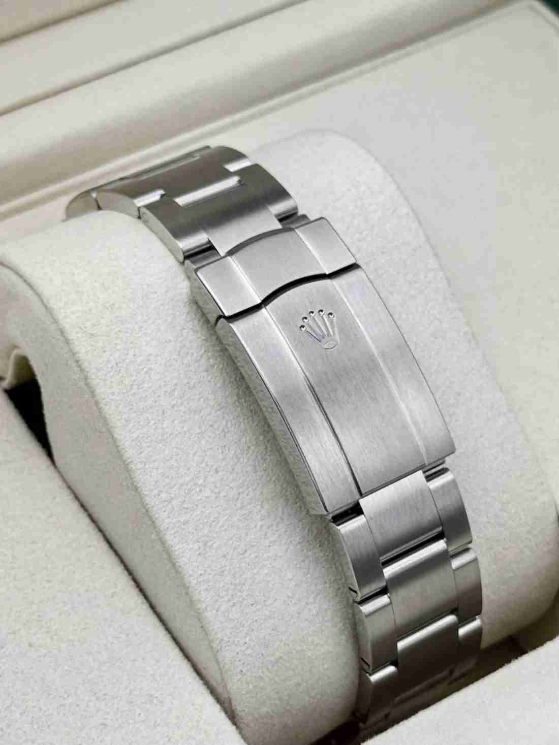 NEW 2026 Rolex Oyster Perpetual 41mm 134300 Lavender Dial - Image 2