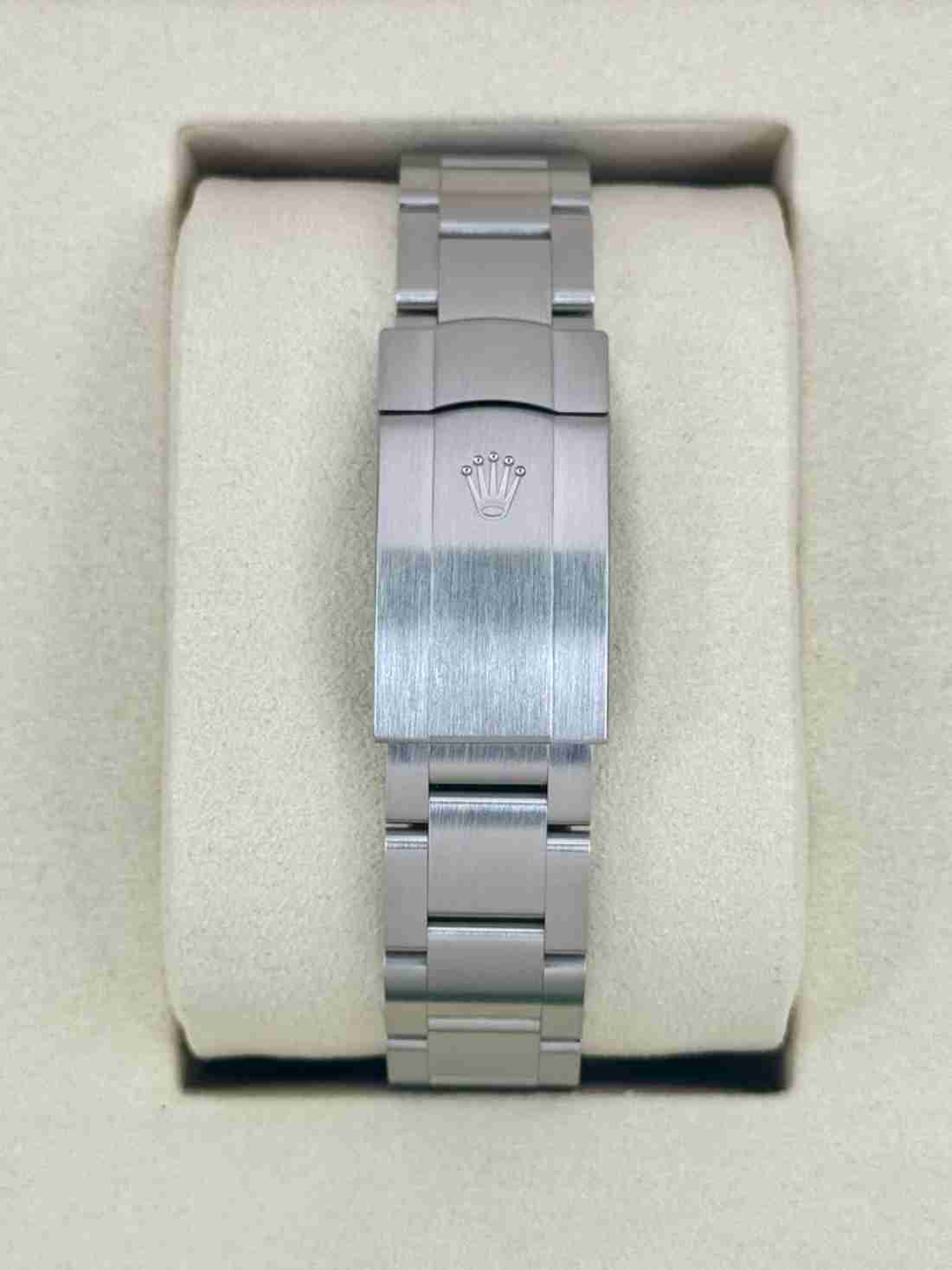 NEW 2025 Rolex Oyster Perpetual 41mm 124300 Blue Dial - Image 2
