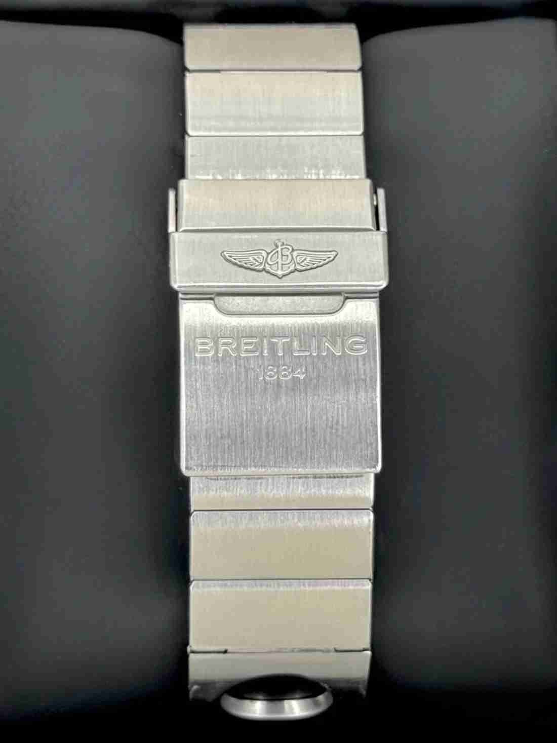 2011 Breitling Navitimer 125th Anniversary 43mm A26322 Stainless Steel Black Dial - Image 2