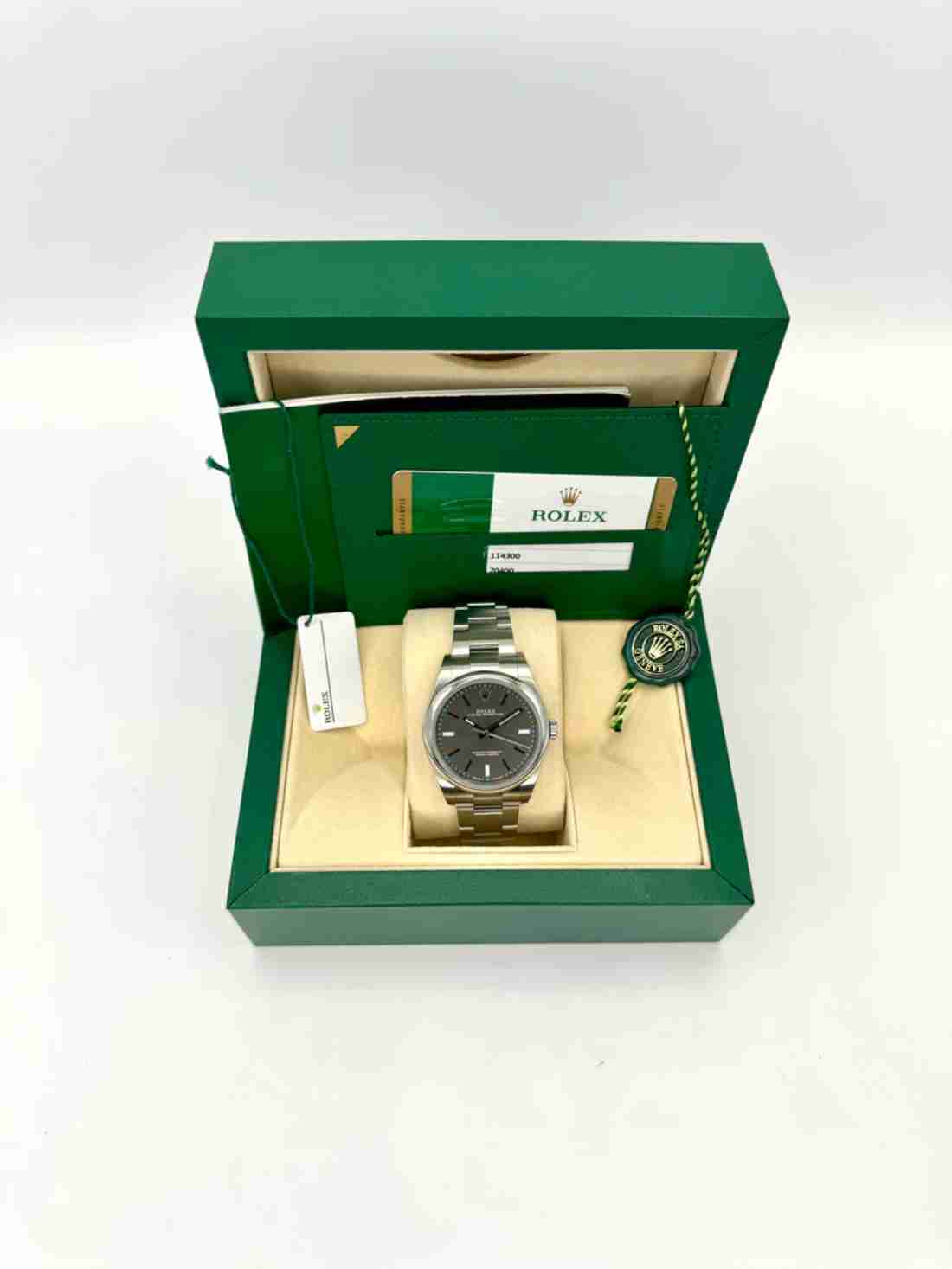 2017 Rolex Oyster Perpetual 39mm 114300 Rhodium Dial - Image 5