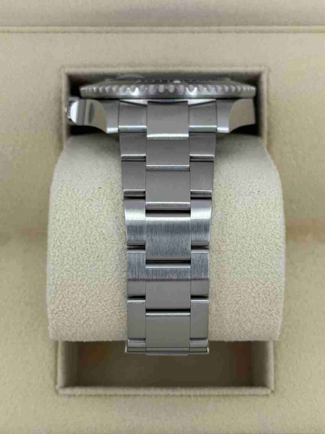 2022 Rolex Sea-Dweller 43mm 126600 Stainless Steel Black Dial - Image 3