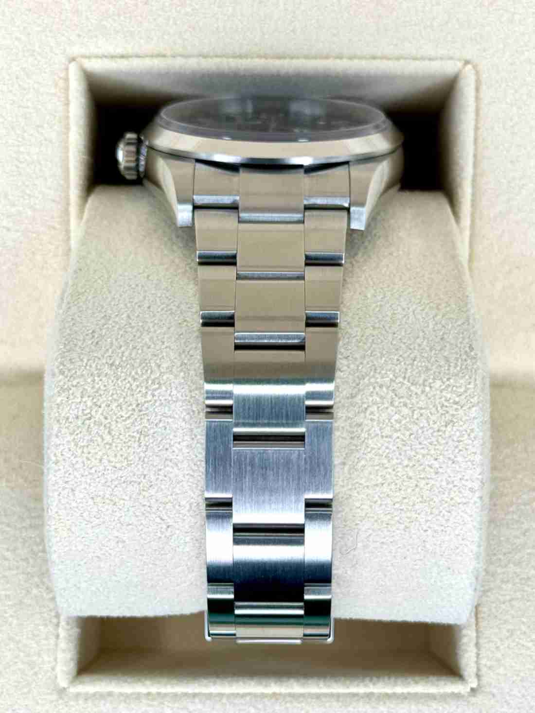 NEW 2026 Rolex Explorer 36mm 124270 Stainless Steel Black Dial - Image 3
