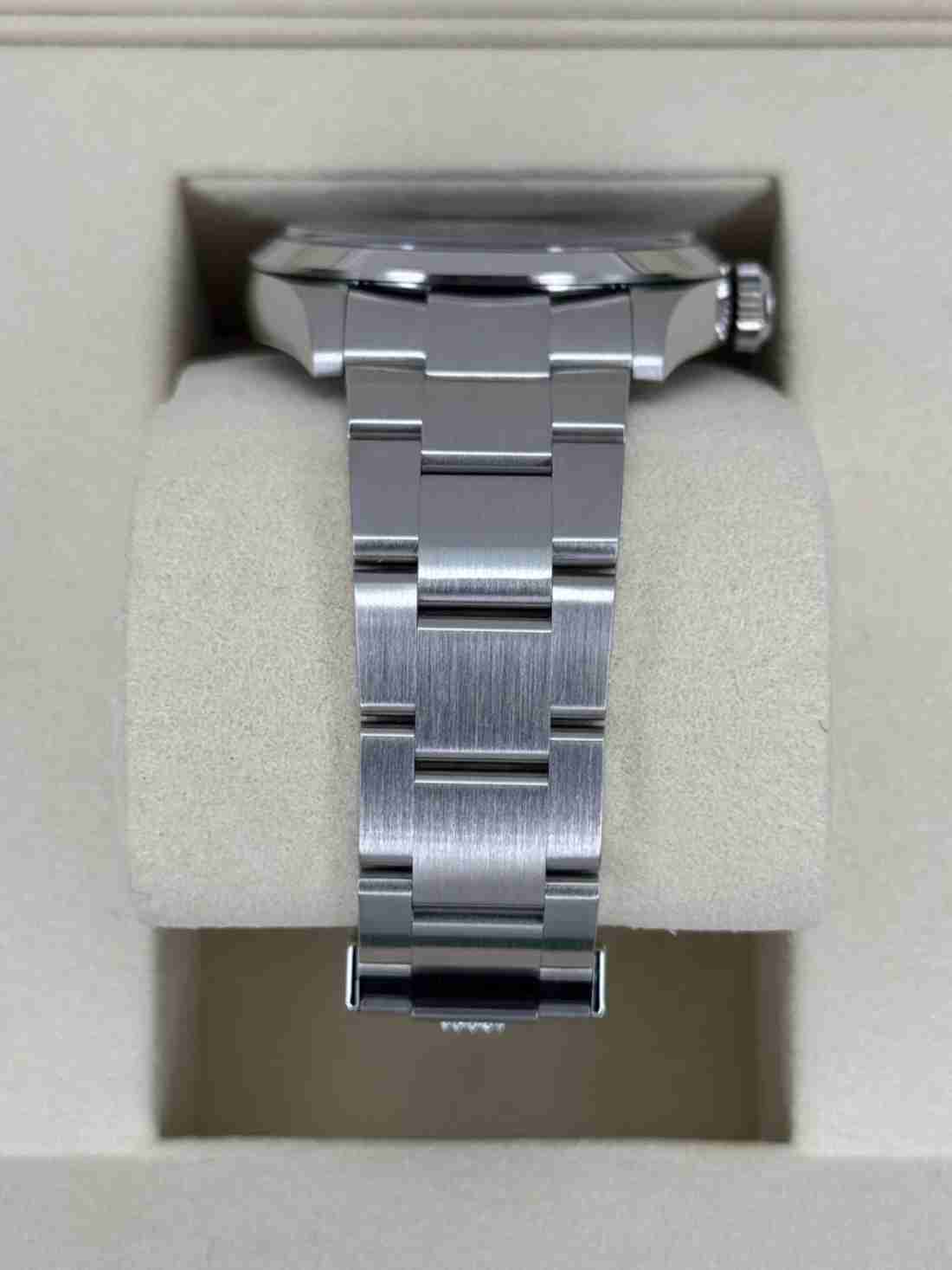 NEW 2026 Rolex Explorer 40mm 224270 Black Dial - Image 3