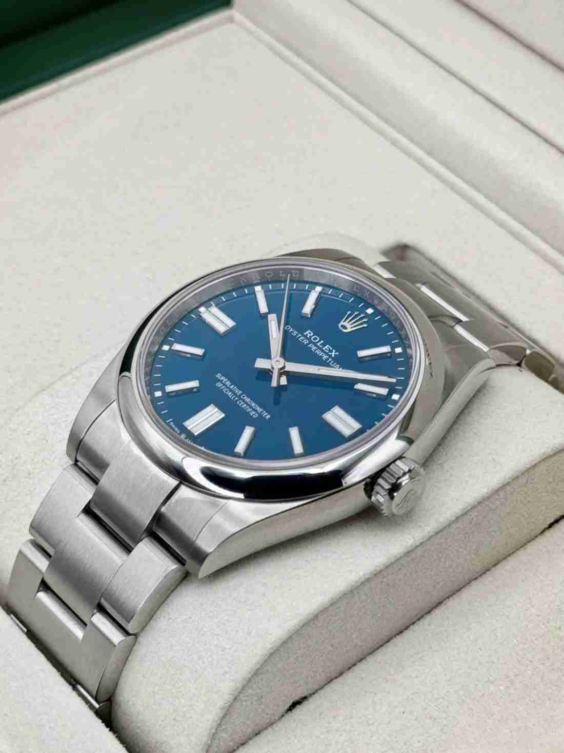 NEW 2026 Rolex Oyster Perpetual 41mm 134300 Med Blue Dial - Image 3