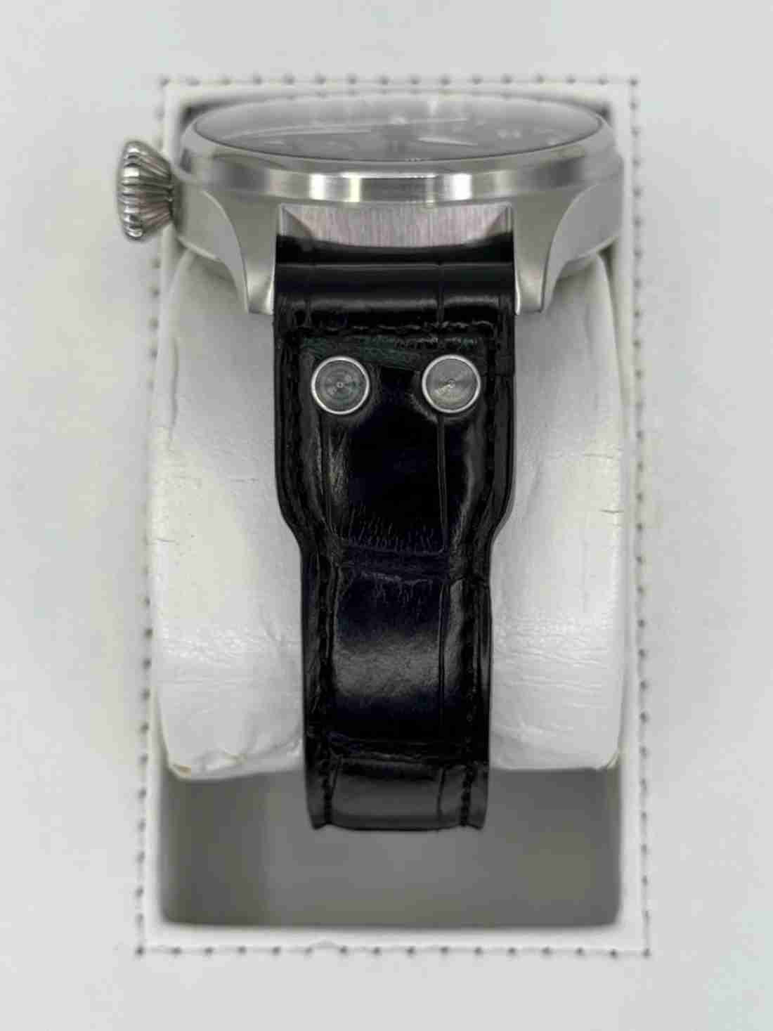 2010 IWC Big Pilot 46mm IW500401 Stainless Steel Black Dial - Image 3