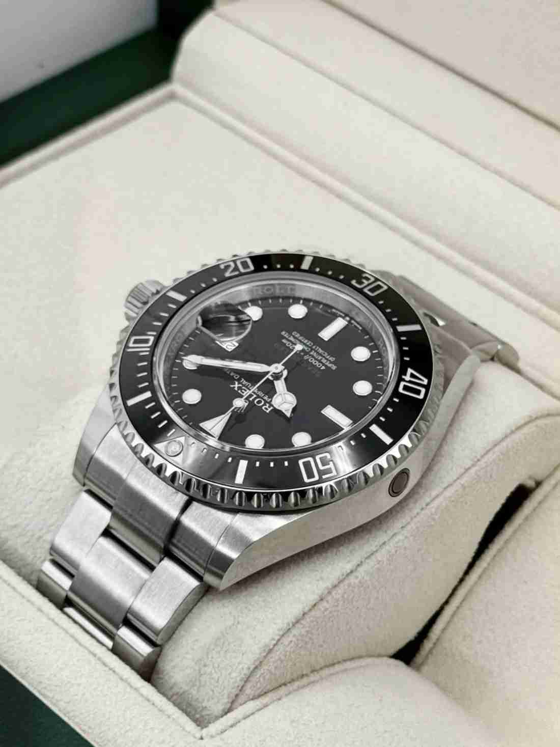 2024 Rolex Sea-Dweller 43mm 126600 Black Dial - Image 4