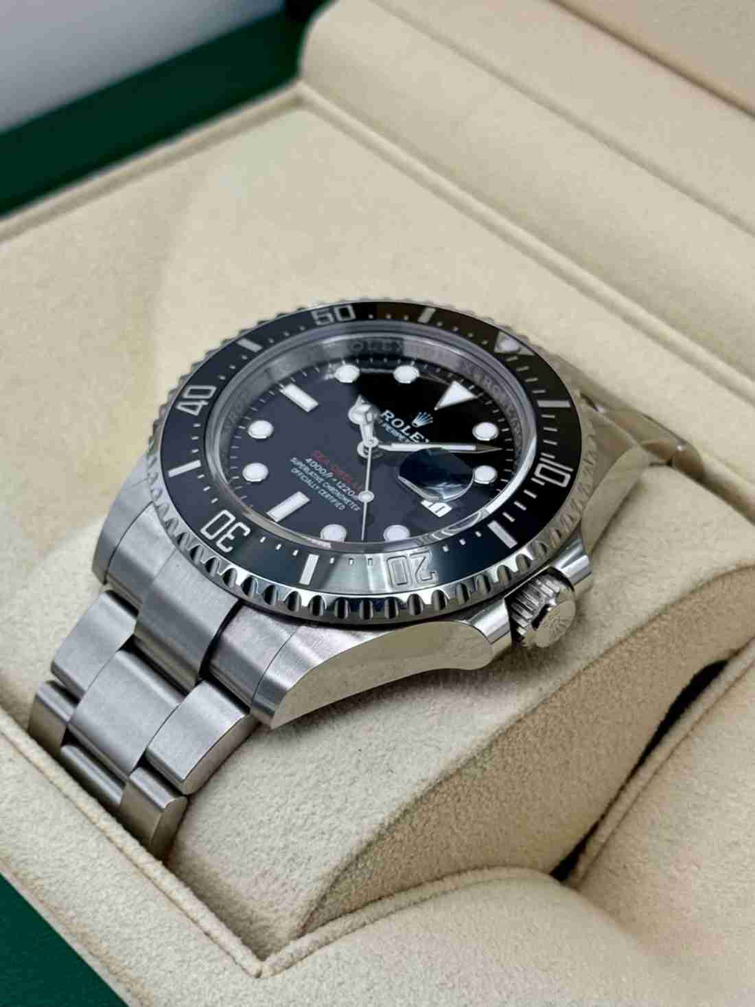 2025 Rolex Sea-Dweller 43mm 126600 Black Dial - Image 4