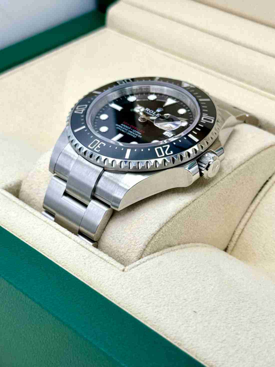 NEW 2024 Rolex Sea-Dweller 43mm 126600 Black Dial - Image 4