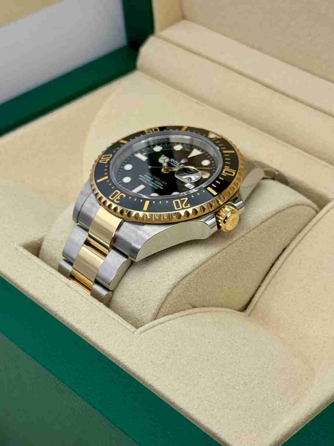 2019 Rolex Sea-Dweller 43mm 126603 Two-Tone Black Dial - Image 4