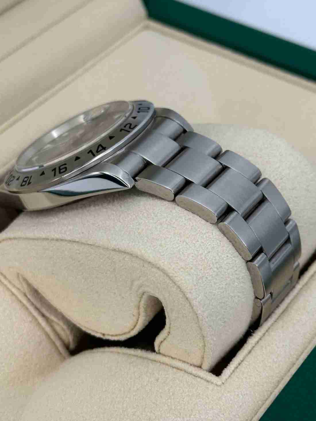 2002 Rolex Explorer II 40mm 16570 Stainless Steel Black Dial - Image 4