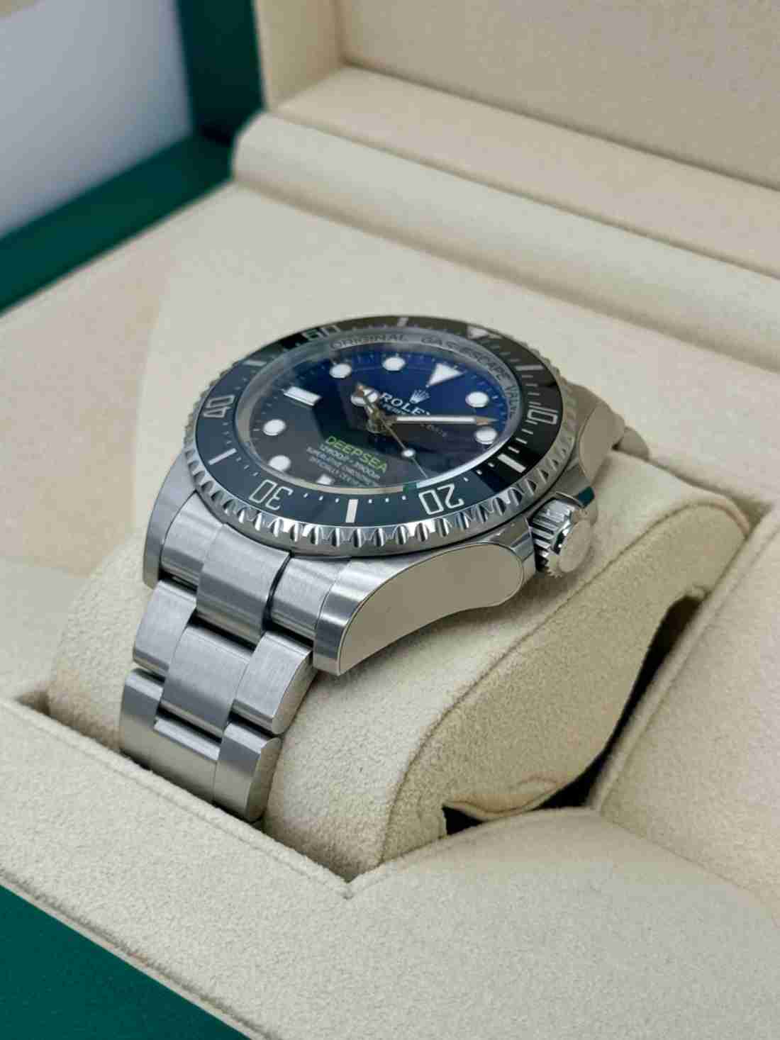 NEW 2024 Rolex Deepsea James Cameron 44mm 136660 Blue Dial - Image 4