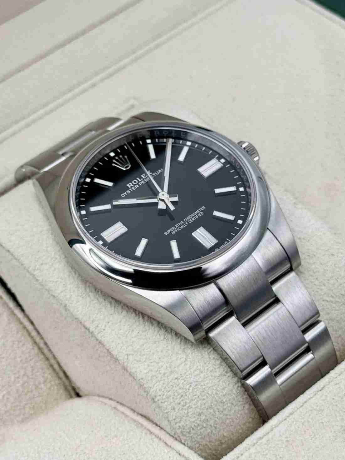 NEW 2026 Rolex Oyster Perpetual 41mm 134300 Black Dial - Image 4