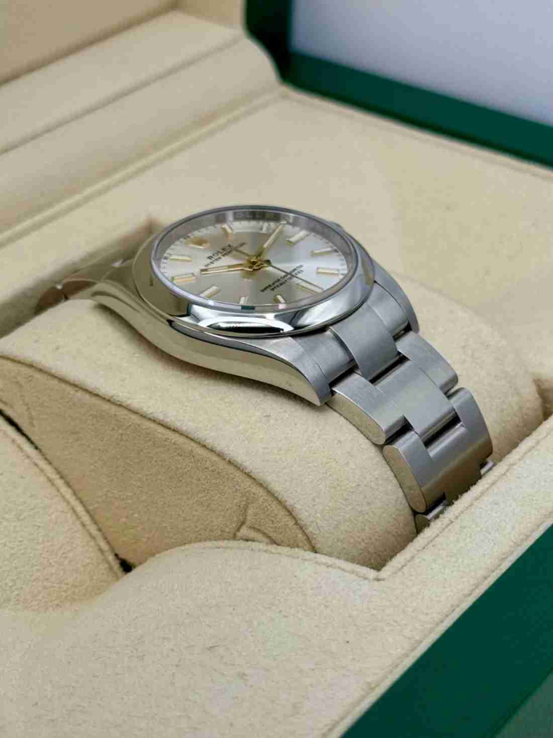 2022 Rolex Oyster Perpetual 34mm Stainless Steel Silver Dial - Image 4