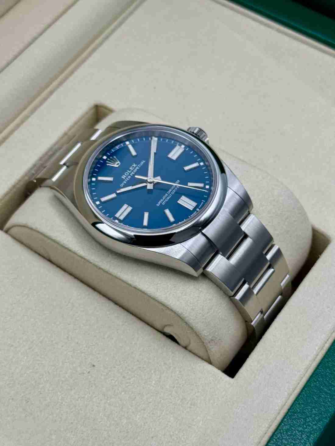 NEW 2025 Rolex Oyster Perpetual 41mm 134300 Med Blue Dial - Image 4
