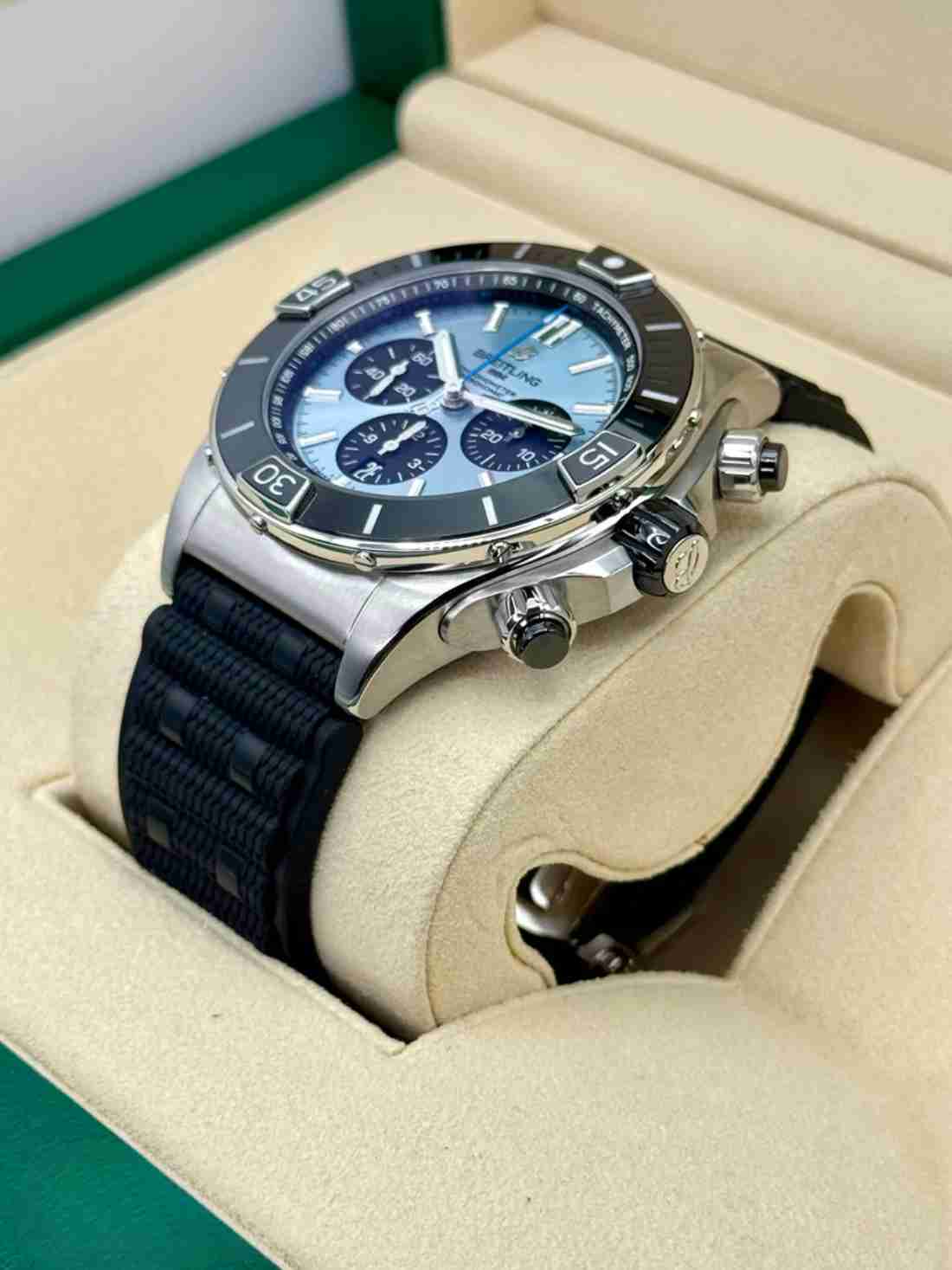 2024 Breitling Super Chronomat B01 44 PB01362 Stainless Steel Blue Dial - Image 4