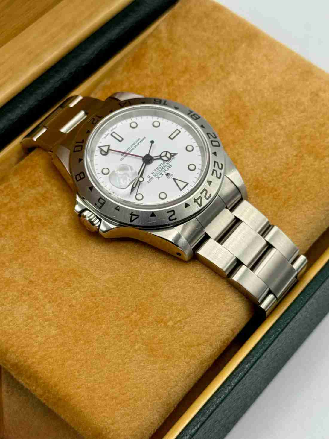2000 Rolex Explorer II 40mm 16570 Stainless Steel Polar White Dial - Image 5