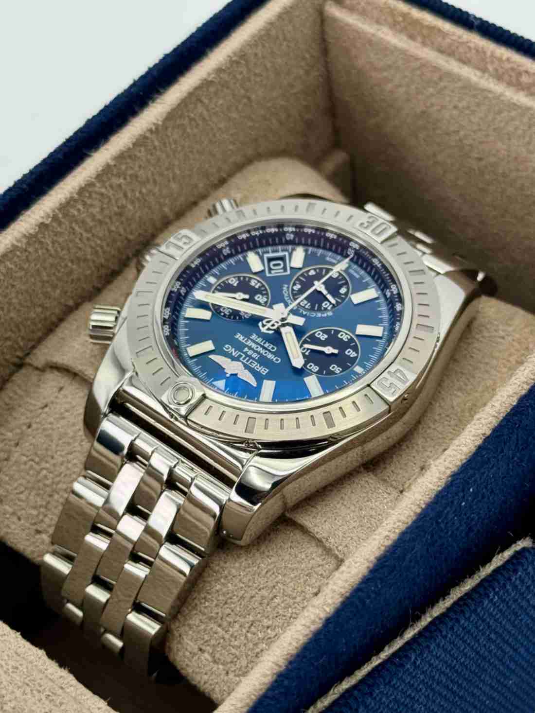 2022 Breitling Chronomat B01 44mm AB0115 Stainless Steel Blue Dial - Image 5