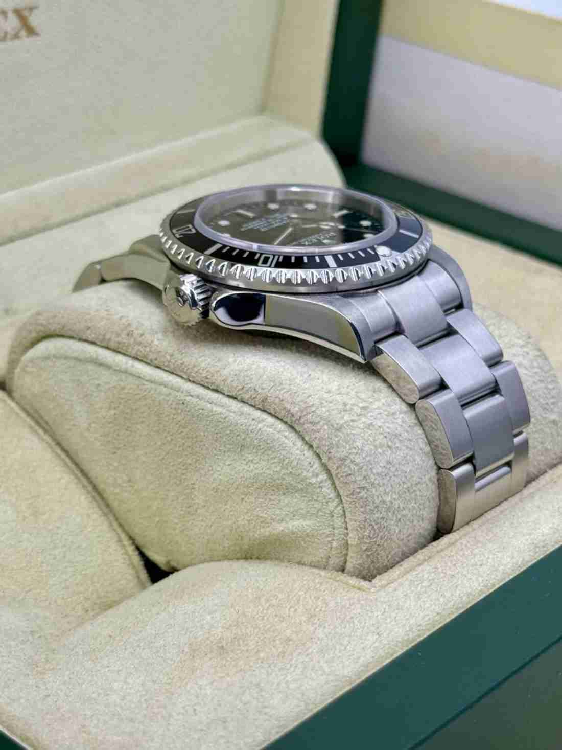 2005 Rolex Sea-Dweller 40mm 16600 Stainless Steel Black Dial - Image 5