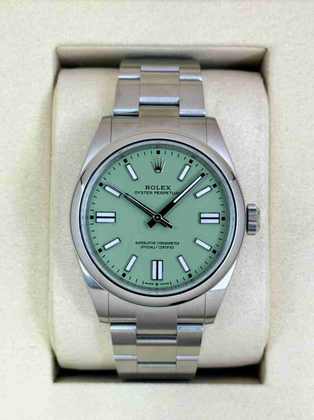 NEW 2026 Rolex Oyster Perpetual 41mm 134300 Pistachio Dial