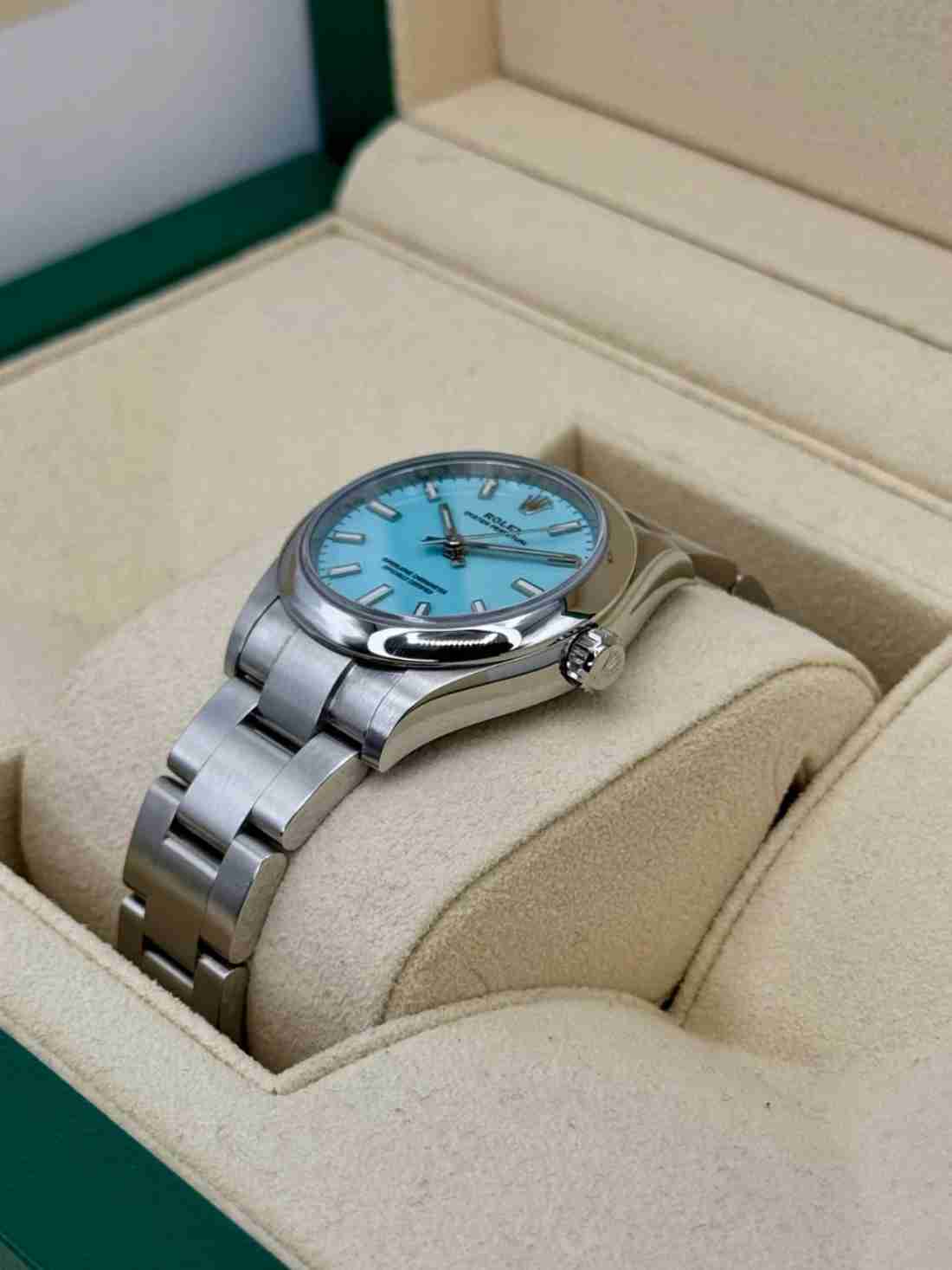 2021 Rolex Oyster Perpetual 31mm 277200 Turquoise Tiffany Blue Dial - Image 3