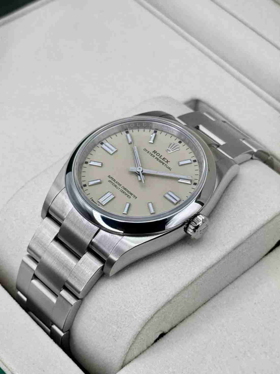 2025 Rolex Oyster Perpetual 36mm 126000 Beige Dial - Image 3