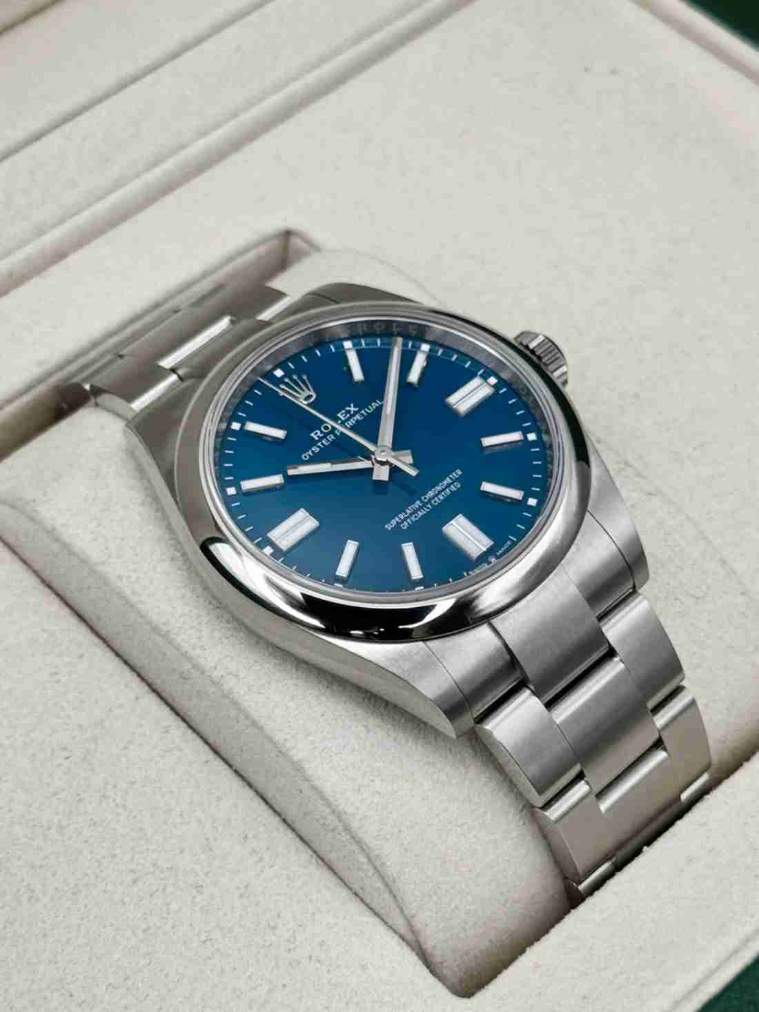 2026 Rolex Oyster Perpetual 41mm 134300 Med Blue Dial (STICKERED) - Image 4