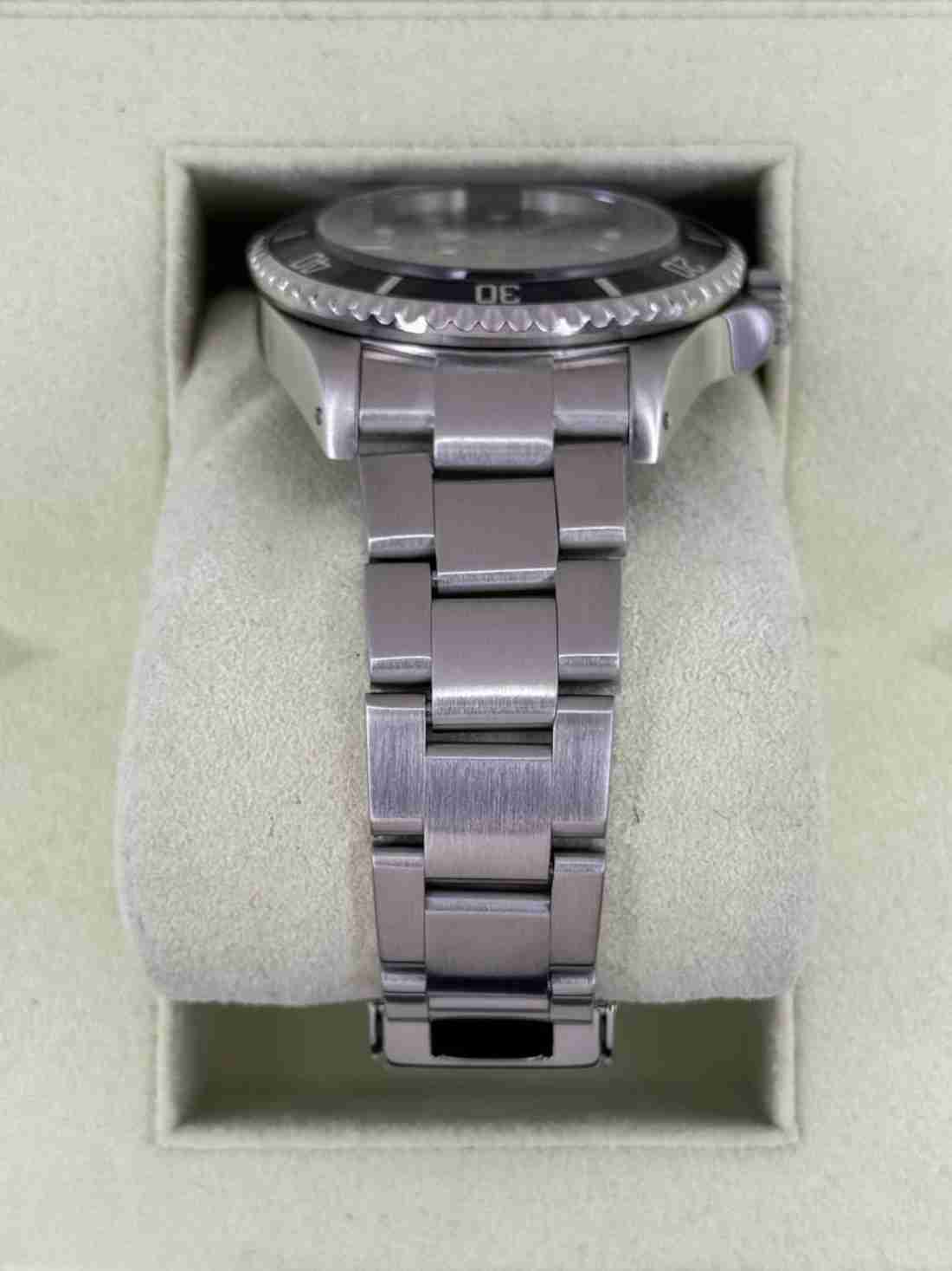 2000 Rolex Sea-Dweller 40mm 16600 Stainless Steel Black Dial - Image 3