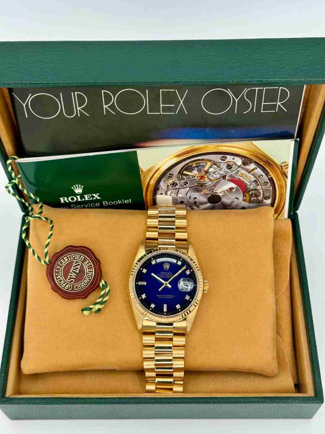 1988 Day-Date 36mm 18038 Gold Presidential Blue Vignette Dial - Image 5