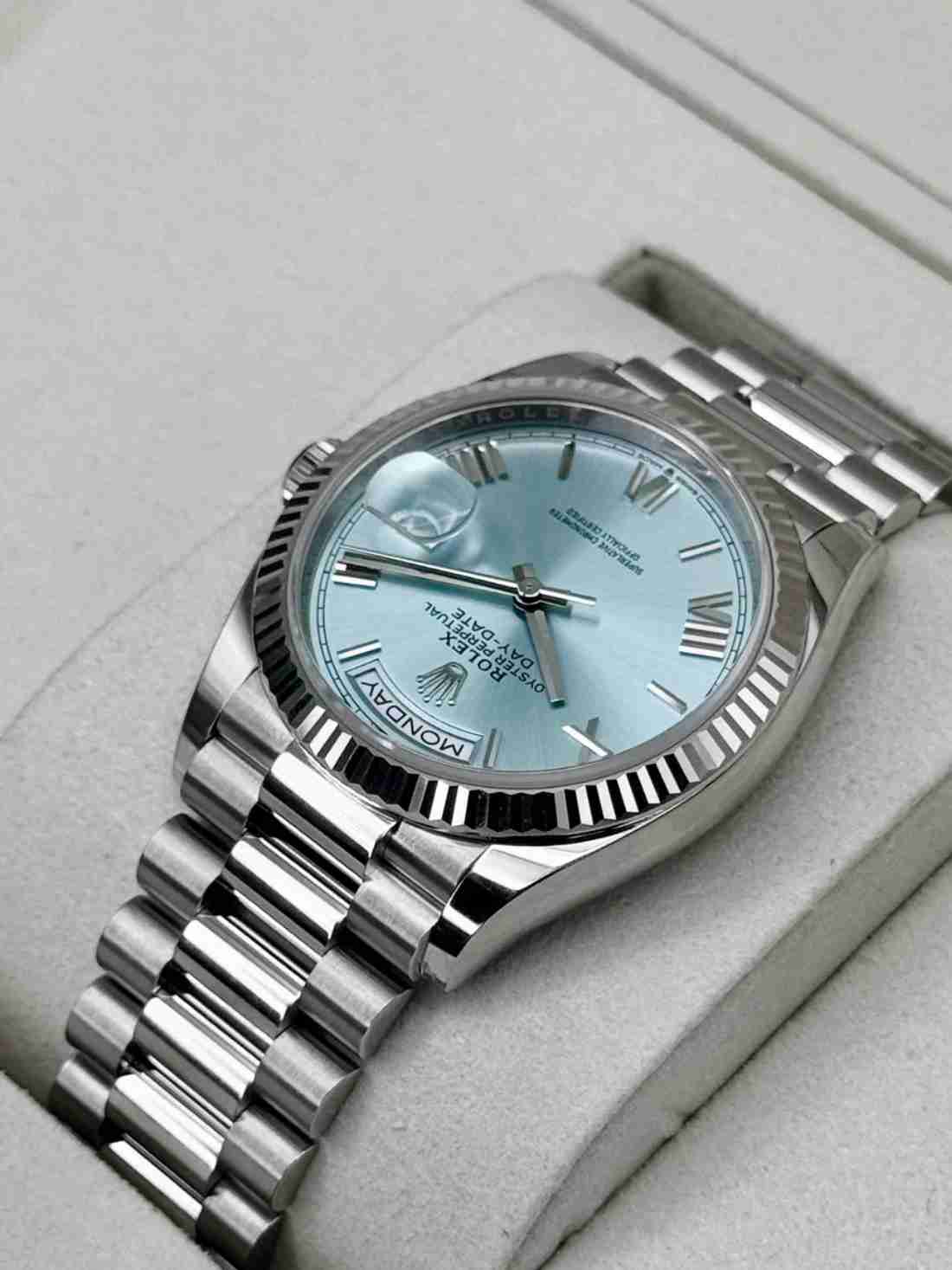 NEW 2026 Rolex Day-Date Platinum 36mm 128236 Ice Blue Roman Dial - Image 4
