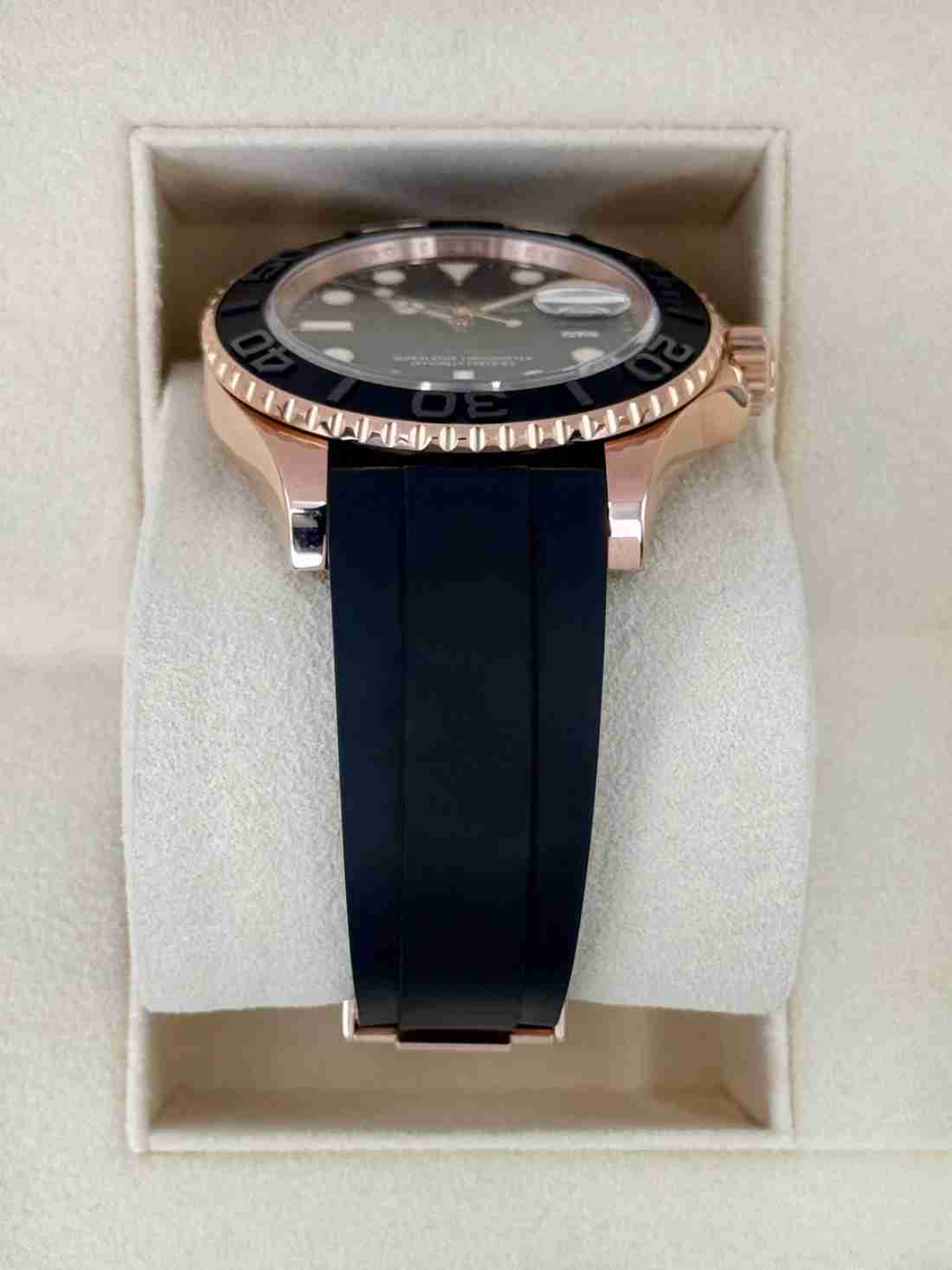 2016 Rolex Yacht-Master 40mm 116655 Rose Gold Oysterflex Black Dial - Image 2