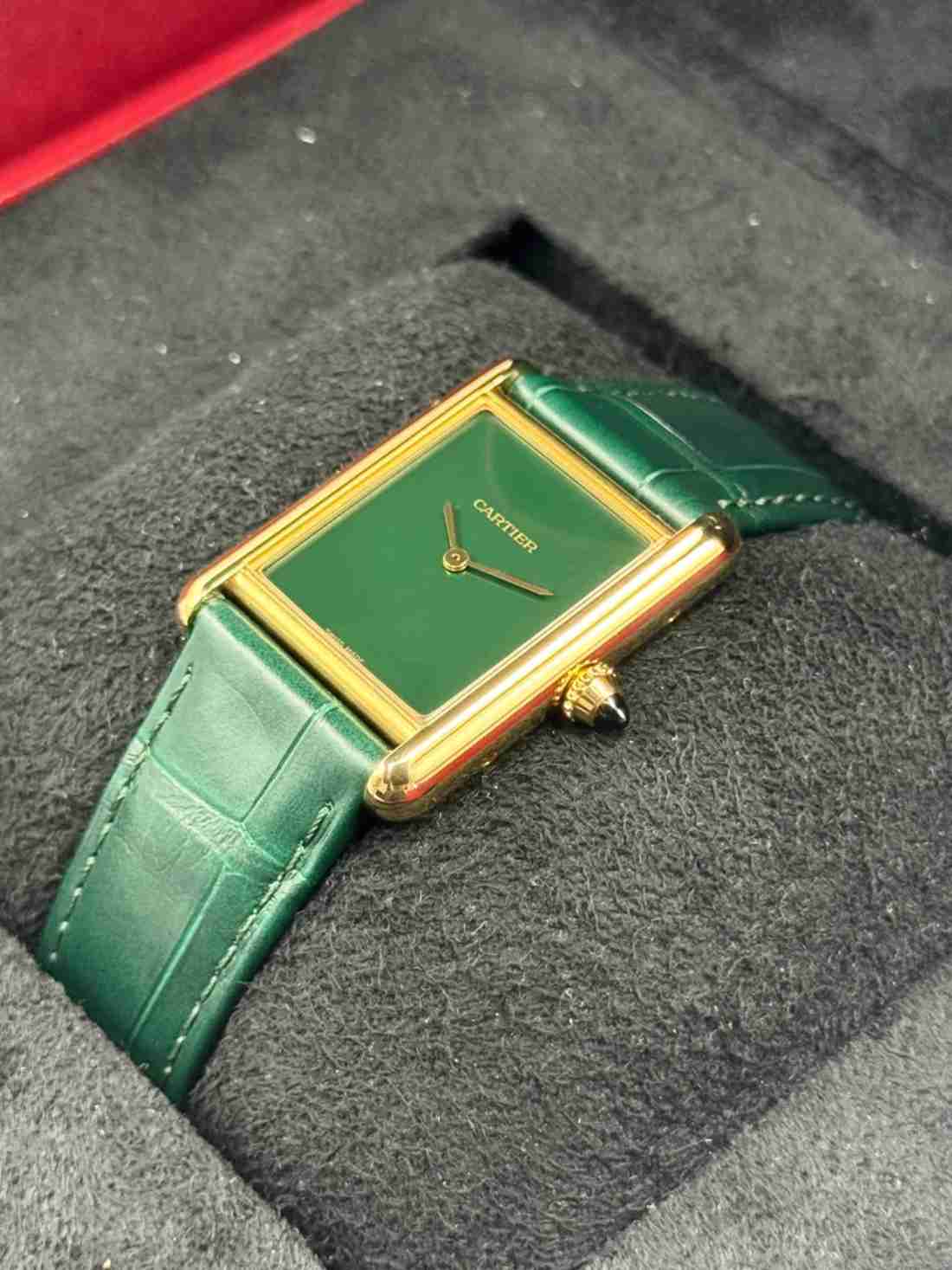 2023 Cartier Tank Louis Cartier Large 33.7mm WGTA0191 Gold White Dial - Image 4
