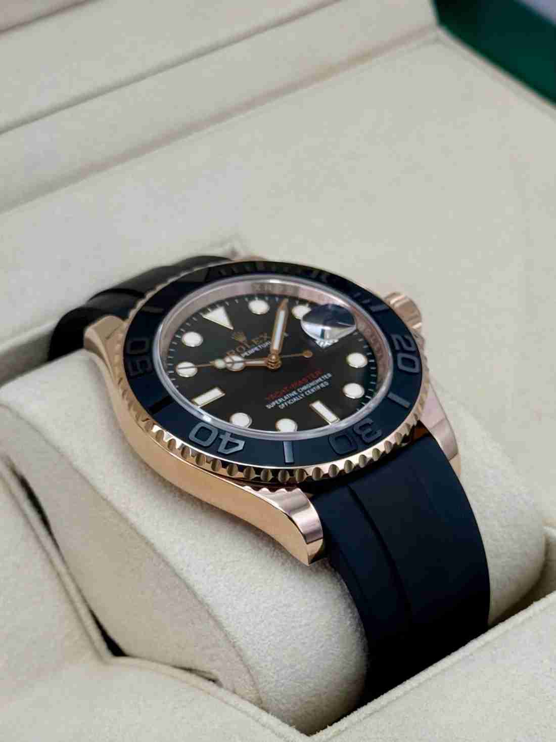 2016 Rolex Yacht-Master 40mm 116655 Rose Gold Oysterflex Black Dial - Image 3