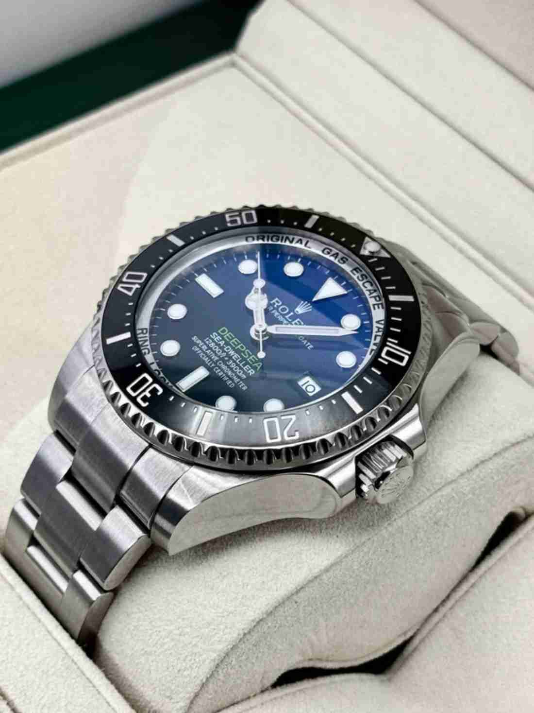 2016 Rolex Deepsea "James Cameron" 44mm 116660 Blue Dial - Image 4