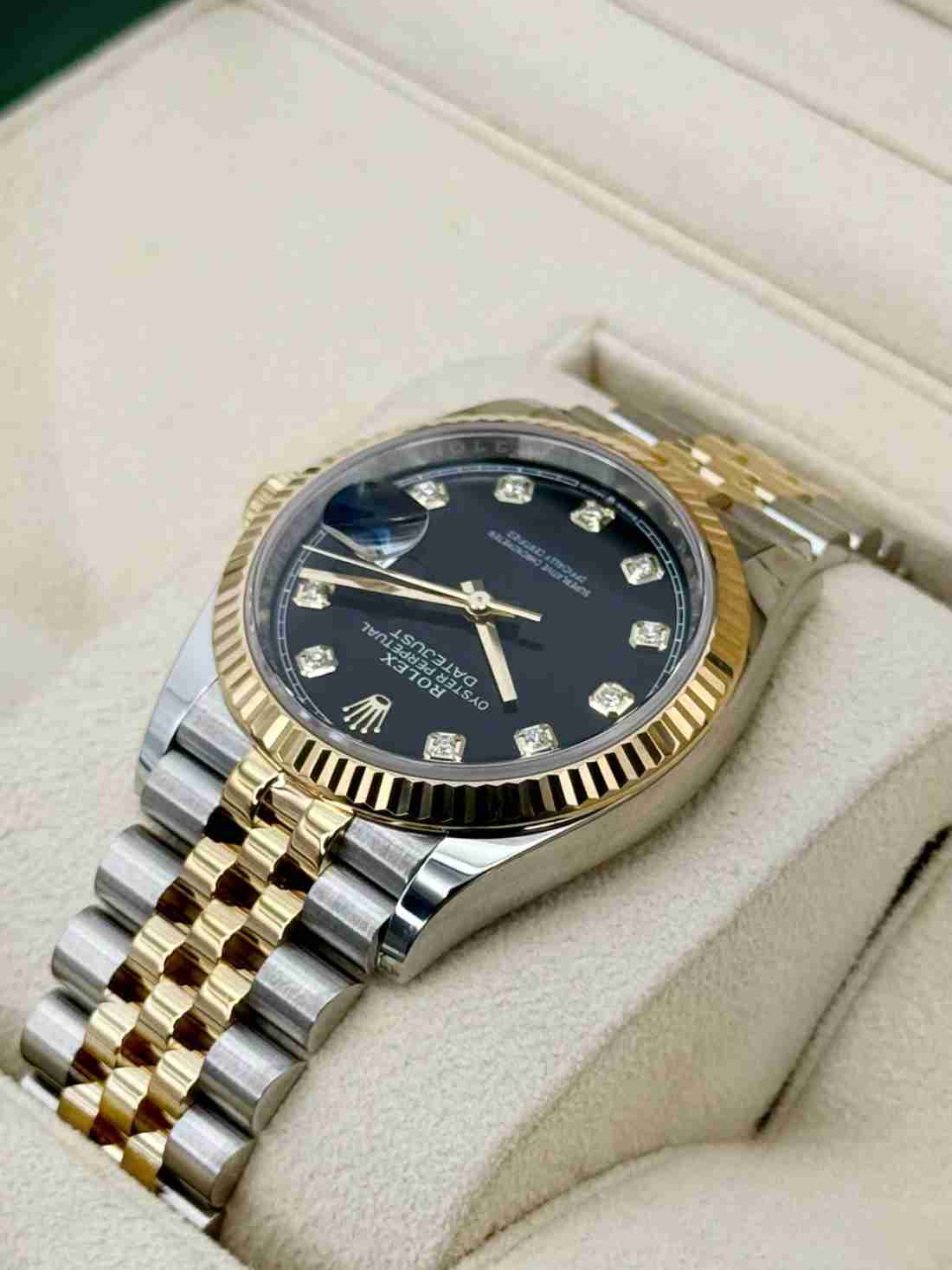 2024 Rolex Datejust 36mm 126233 Two-Tone Jubilee Black Diamond Dial - Image 4