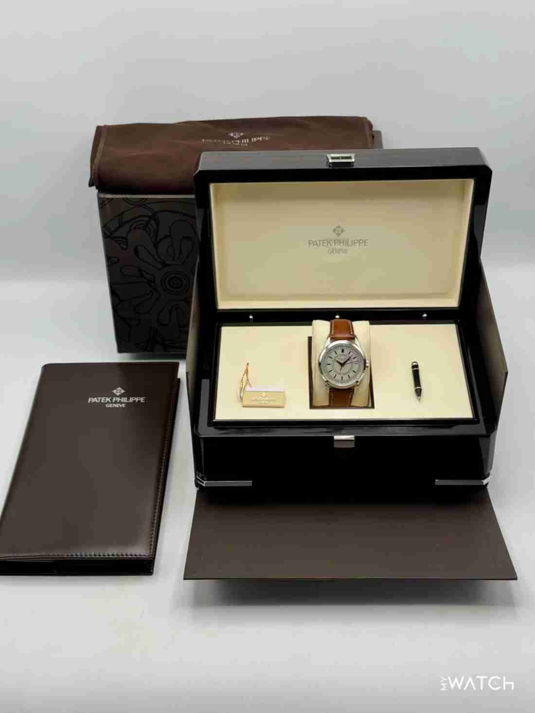 2020 Patek Philippe Calatrava Weekly Calendar 40mm 5212A Stainless Steel White Dial - Image 5